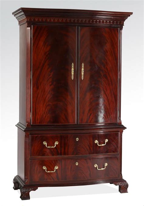 Email unitedqualityassurance@gmail.com for delivery or shipment pricing and options. Thomasville mahogany serpentine armoire, 78"h
