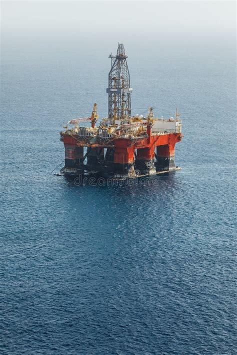 Offshore Oil And Gas Platform Stock Image Image Of Production Nature