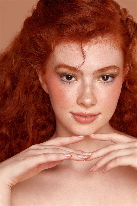 Makeup Glowy Beauty Makeup Model Photoshoot Poses Red Hair Model