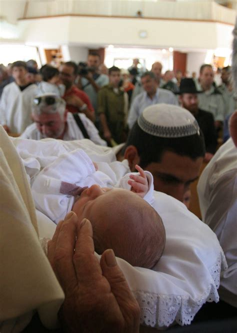 israeli woman fined 140 a day for refusing to circumcise son r intactivism