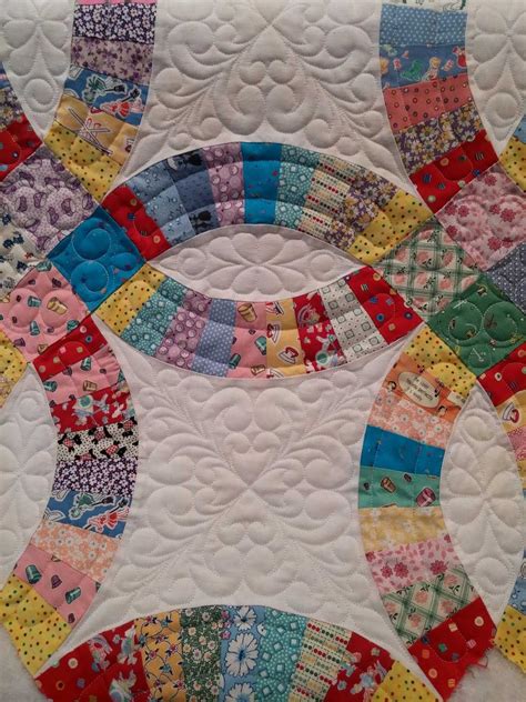 15 Of The Most Beautiful Double Wedding Ring Quilt Designs Free