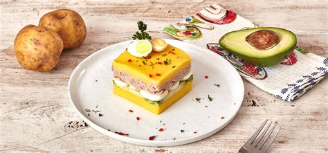 Receta fácil y rápida de Causa de Atún Recetas Nestlé