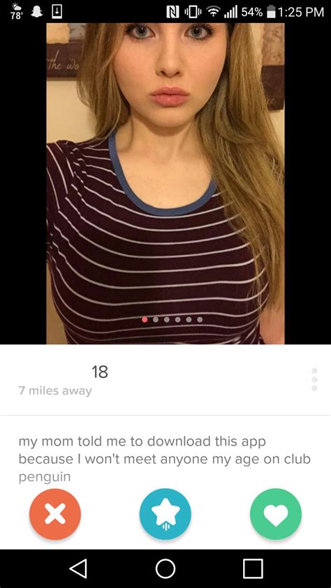 Eye Catching Tinder Profiles That You Don T See Everyday Wtf Gallery EBaum S World