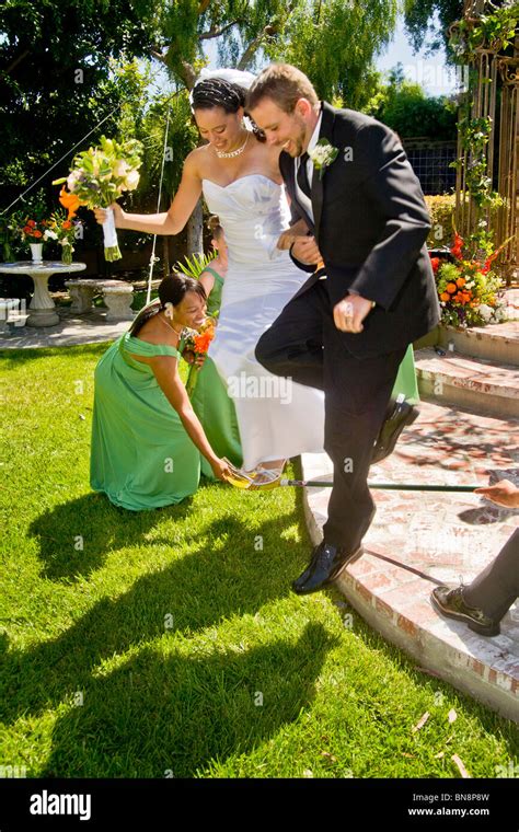 Jumping Broom Bride Hi Res Stock Photography And Images Alamy