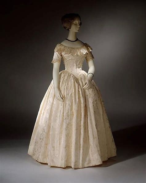 Evening Dress Ca 1845 Metropolitan Museum Of Art 💛💛💛 Historical