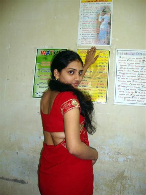 Hot Kerala Girls Saree Modeling Stills Spicy South Indian Models