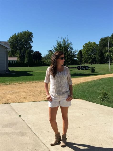 what i wore real mom style outfit ideas summer comes to an end
