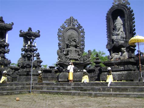 Agama Hindu Dan Budha Perbedaan Agama Hindu Dan Budha Di Indonesia Viral Update