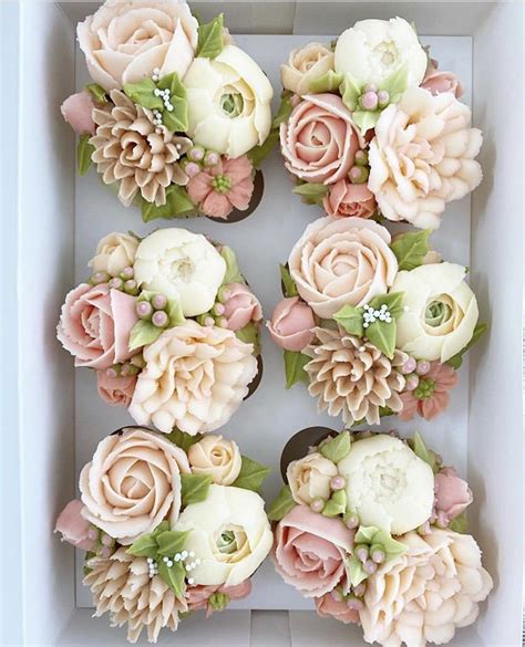 Cupcake Courses And Tutorials In 2020 Cupcake Flower Bouquets