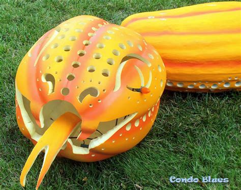 Condo Blues Carve A Life Size Snake Pumpkin For Halloween