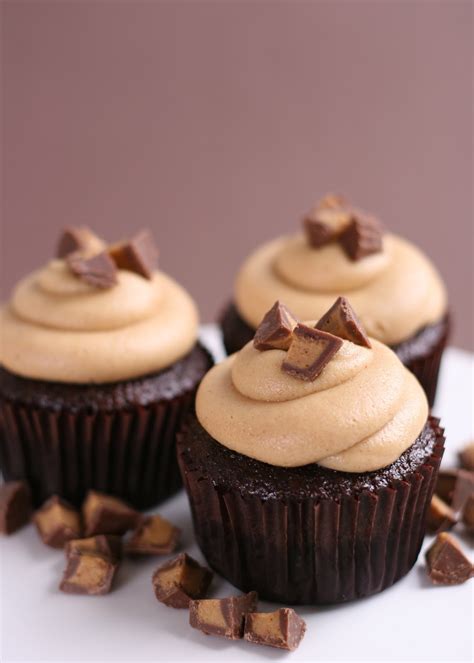 Glorious Treats Chocolate Peanut Butter Cupcakes {recipe}