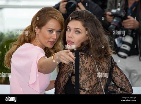 Mariana Ximenes L And Bruna Linzmeyer Attend The Photocall For The