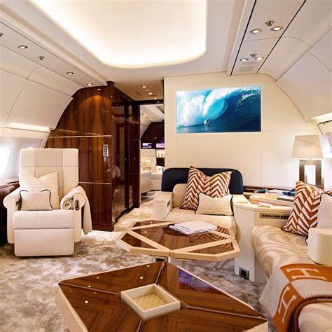 7 Time Saving Reasons To Choose A Private Plane Charter For Business