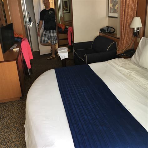 Serenade of the seas balcony cabins. Superior Oceanview Stateroom with Balcony, Cabin Category ...