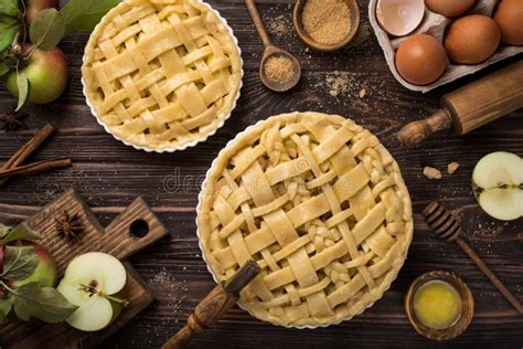 Cooking Apple Pie Stock Image Image Of Baking Food 101032543