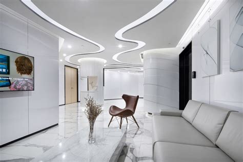 Cosmetic Centre Creates Fluidity With Soft Architectural Curves Sbid