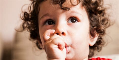 10 Dicas Para Ajudar As Crianças A Se Livrarem Do Hábito De Chupar O Dedo