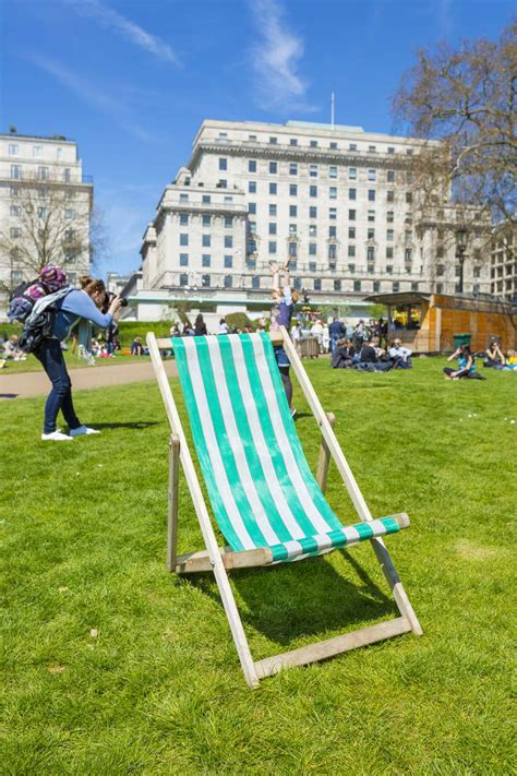 The Best Picnic Spots And Food In London