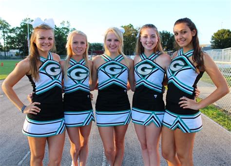 Cheerleaders Carolinaperalesblog