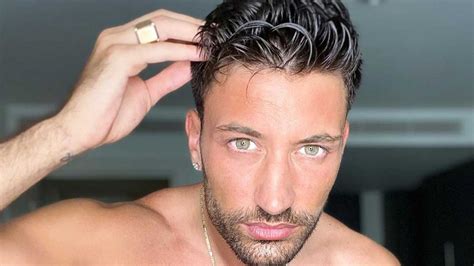 Strictlys Giovanni Pernice Forced To Address His Love Life In