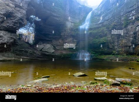 La Foradada Waterfall Hi Res Stock Photography And Images Alamy