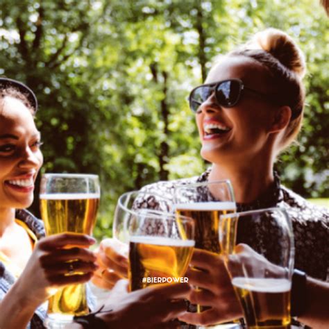 Vrouwen En Bier Op Social Media