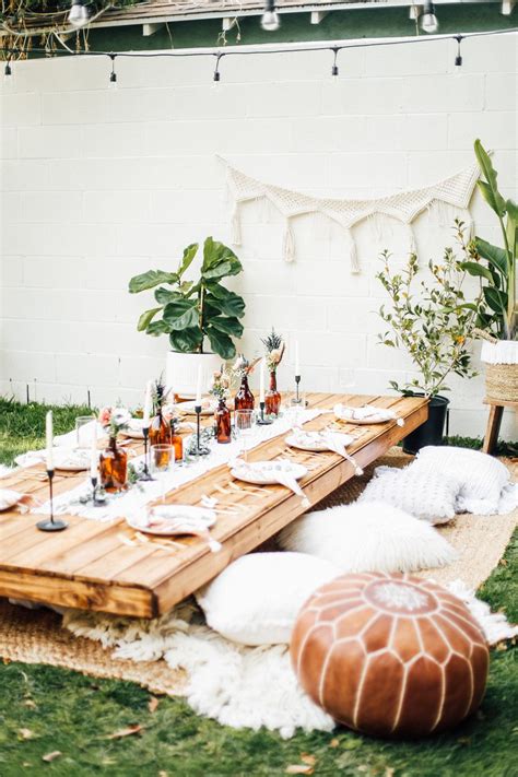 A bed of cauliflower rice sops all the extra juices, but you could stir the herby sauce into the rice for extra flavor. Dreamy Backyard Bohemian Dinner | Backyard party ...