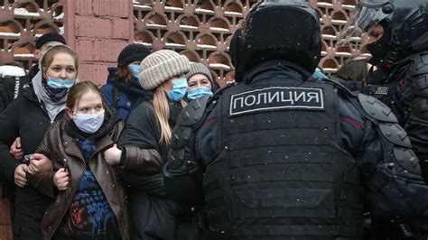 Es seien keine fälle von tuberkulose unter den verurteilten in der. 5100 Festnahmen - trotzdem plant Nawalny weitere Proteste
