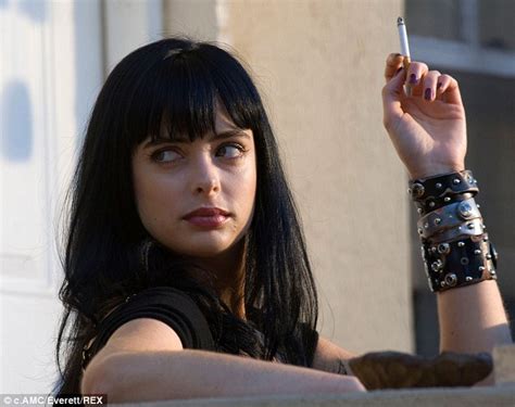 She plays with herself until she cums 1072 min. Krysten Ritter looks naturally pretty completely make-up ...
