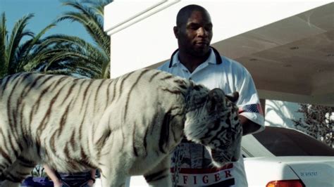 Mike Tyson Lost Pet Tiger When It Tried To Eat Neighbours Dog Boxing