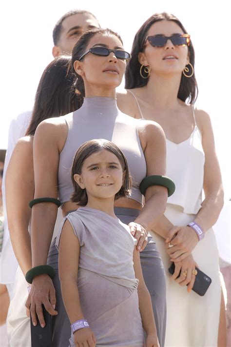 From kim kardashian's kids all the way to kylie's, here's each and every one of kris jenner's as the kardashians announce the end of their 14 year and 20 season run of their show, we take a look. Kim Kardashian ropes in daughter North West, 6, and niece ...