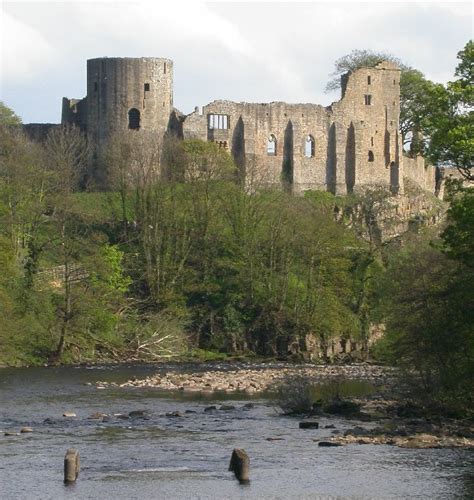 Barnard castle is a market town that has a unique character it is situated in the north east of at the end of galgate is the scar top and the ruins of the stone castle built in 1125 by bernard de balliol. I'm Trying, Honestly!: Barnard Castle
