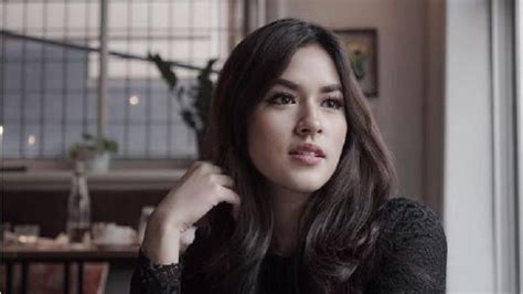 Inilah Artis Indonesia Yang Cantiknya Natural Masuk Nominasi Wanita Tercantik Di Dunia