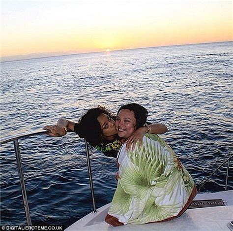 Rihanna Lounges In Her Bikini On Boat In Throwback Thursday Snaps