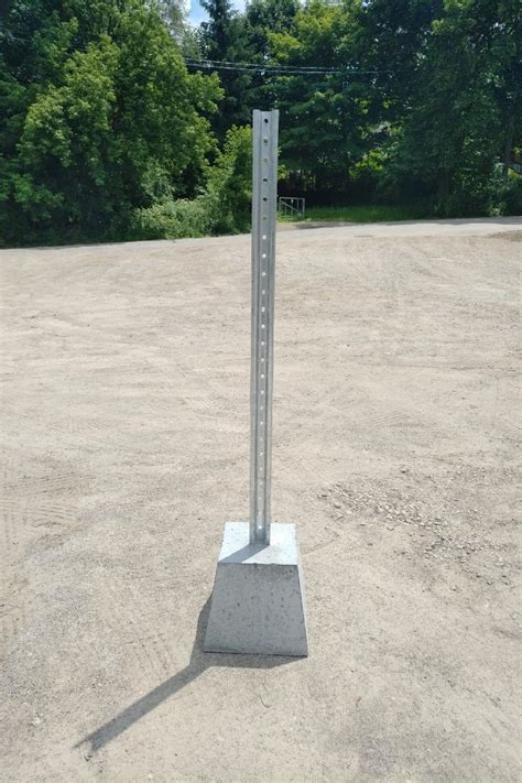 140 Lb Concrete Base With 62 Inch Sign Post Guelph Signs