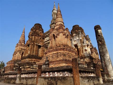 Frelon Around The World: Thailand - Sukhothai / Phitsanulok (15.01.2014)