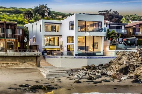 Barry Manilows Malibu Beach House Top Ten Real Estate Deals