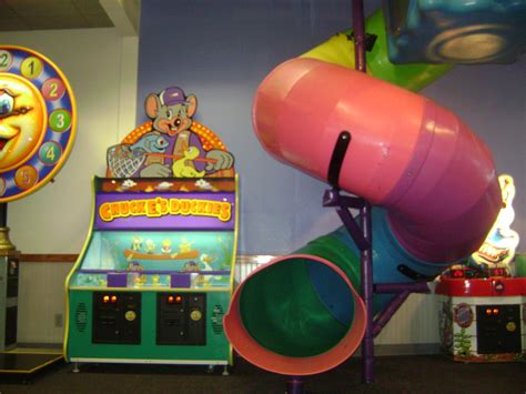 Best Chuck E Cheese Images On Pholder Pics Nostalgia And The Best