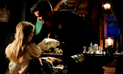 Alice And Hook Once Upon A Time Captain Hook Cute Couples Kissing