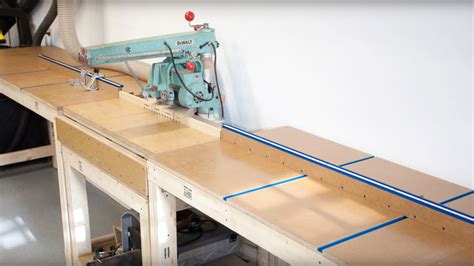 The woodworkers construction information found on these sites range in quantity and quality. Tommy's Miter Saw Station with Rolling Workbench Plans ...