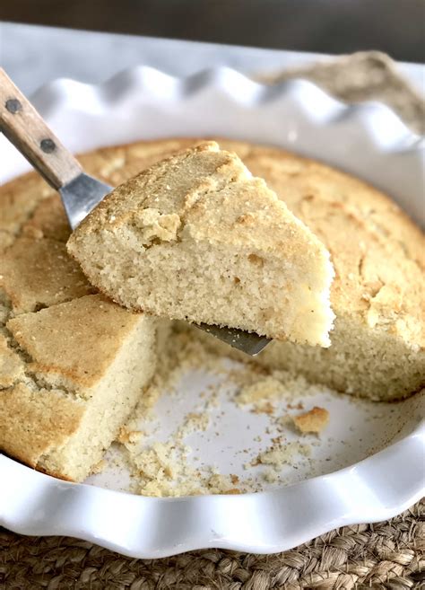 My mom made this for me as a child, and now it's my family's favorite. Yellow Grits Cornbread Recipe - Gluten Free Cornbread ...