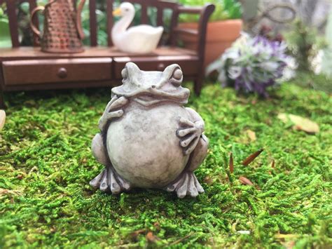 Miniature Frog Toad Garden Statue Mini Frog Figurine Dollhouse