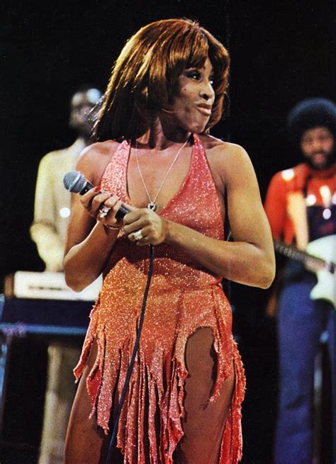 tina turner s best style moments throughout her career