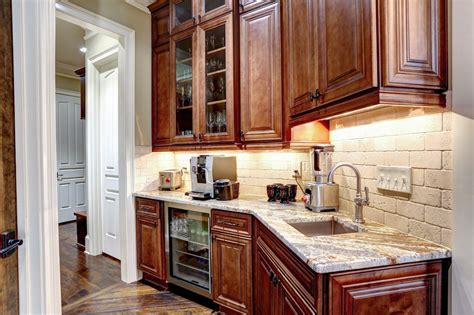 This valuable guide will give you all you need to know about choosing kitchen. Tips and Guidelines for Kitchen Lighting in Your New Home