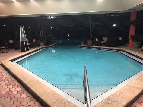 Marriott Tampa Westshore Pool Pictures And Reviews Tripadvisor