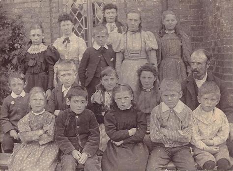 14 Vintage Photographs Of The English Schools Before The 1900s