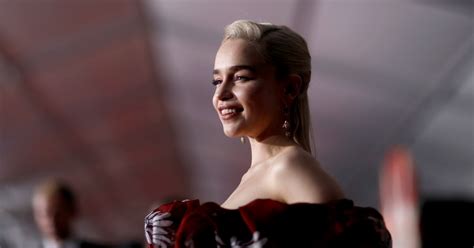 Game Of Thrones Actress Emilia Clarke Says She Almost Died From Brain