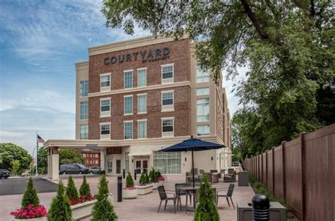Courtyard By Marriott Rochester Downtown Adds New Manager