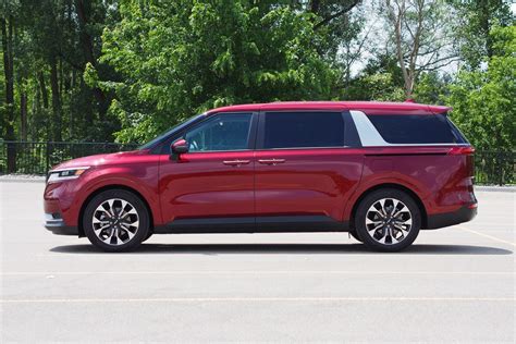 2022 Kia Carnival Review A Party On Wheels Cnet
