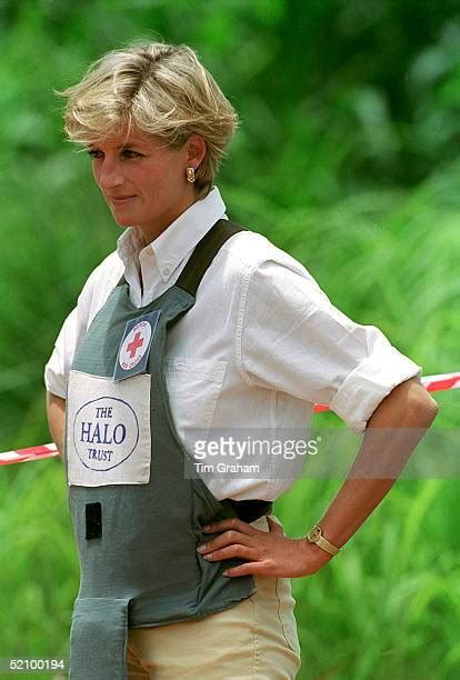 Princess Diana Africa Photos Et Images De Collection Getty Images